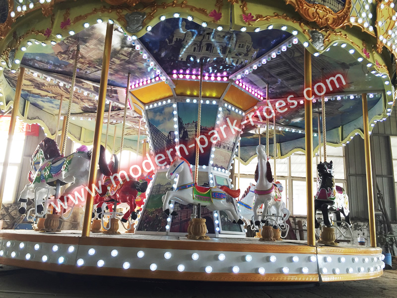 carousel horse ride1 (2).jpg